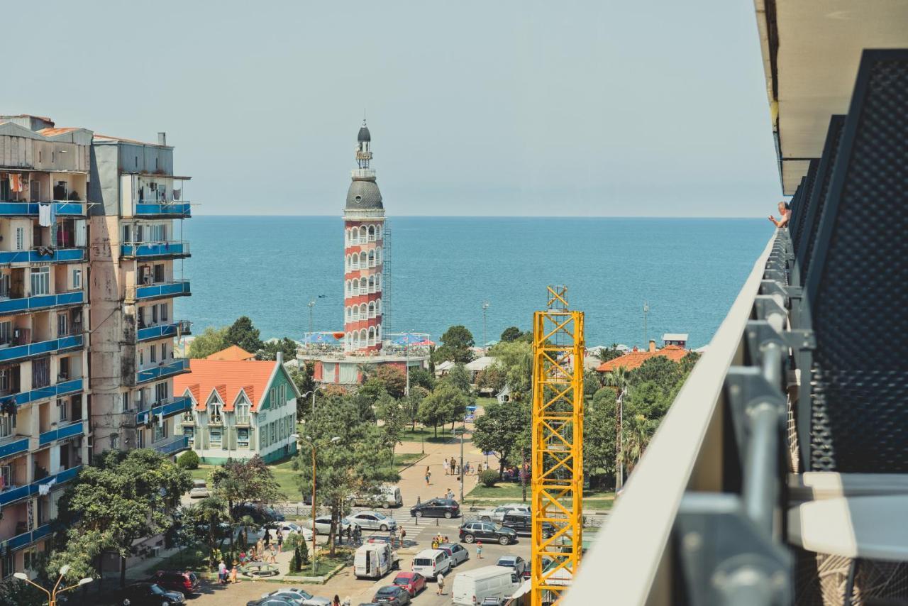 Orbi City Aparthotel Батуми Екстериор снимка