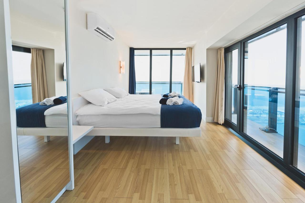 Orbi City Aparthotel Батуми Екстериор снимка