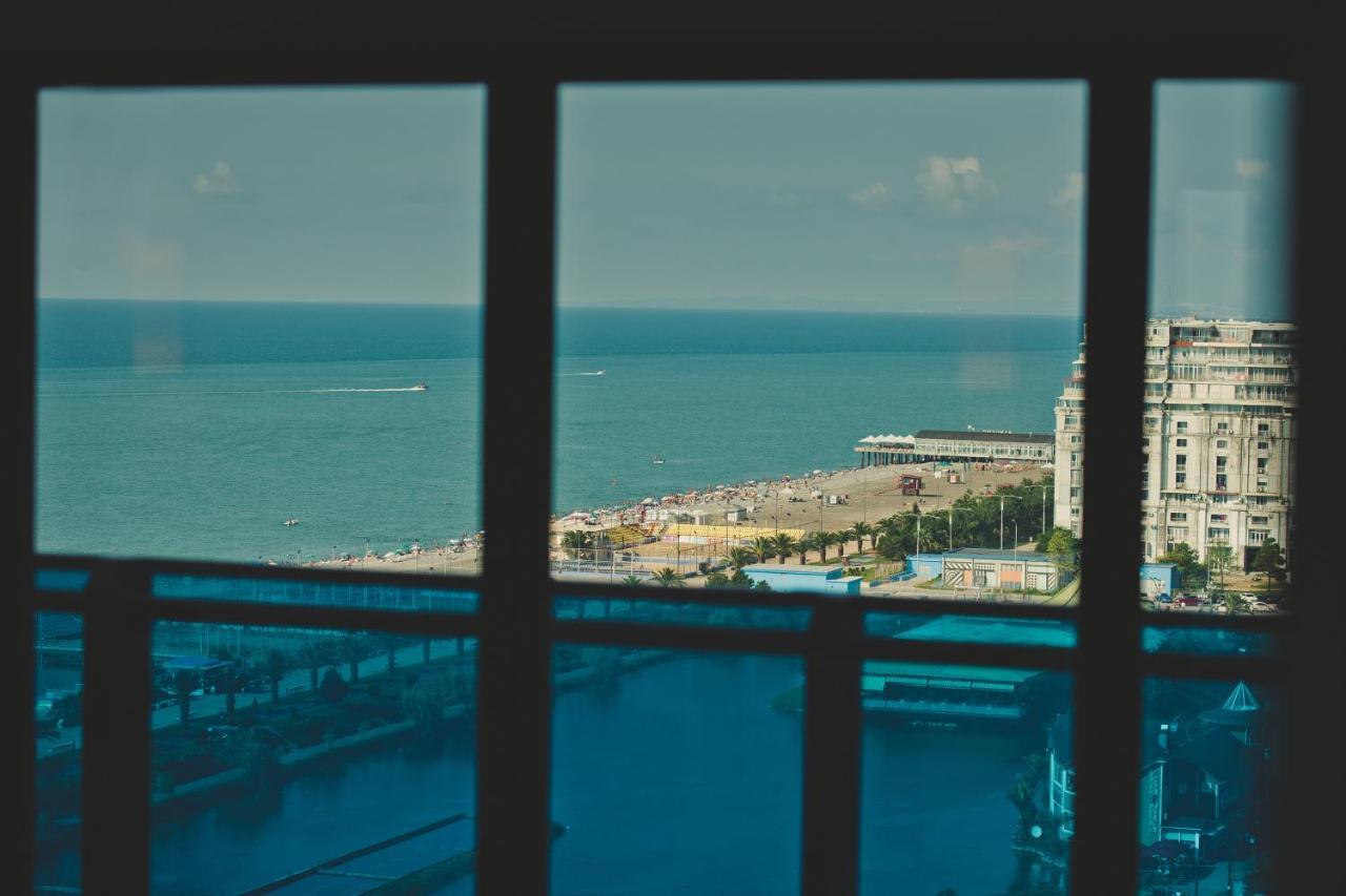 Orbi City Aparthotel Батуми Екстериор снимка