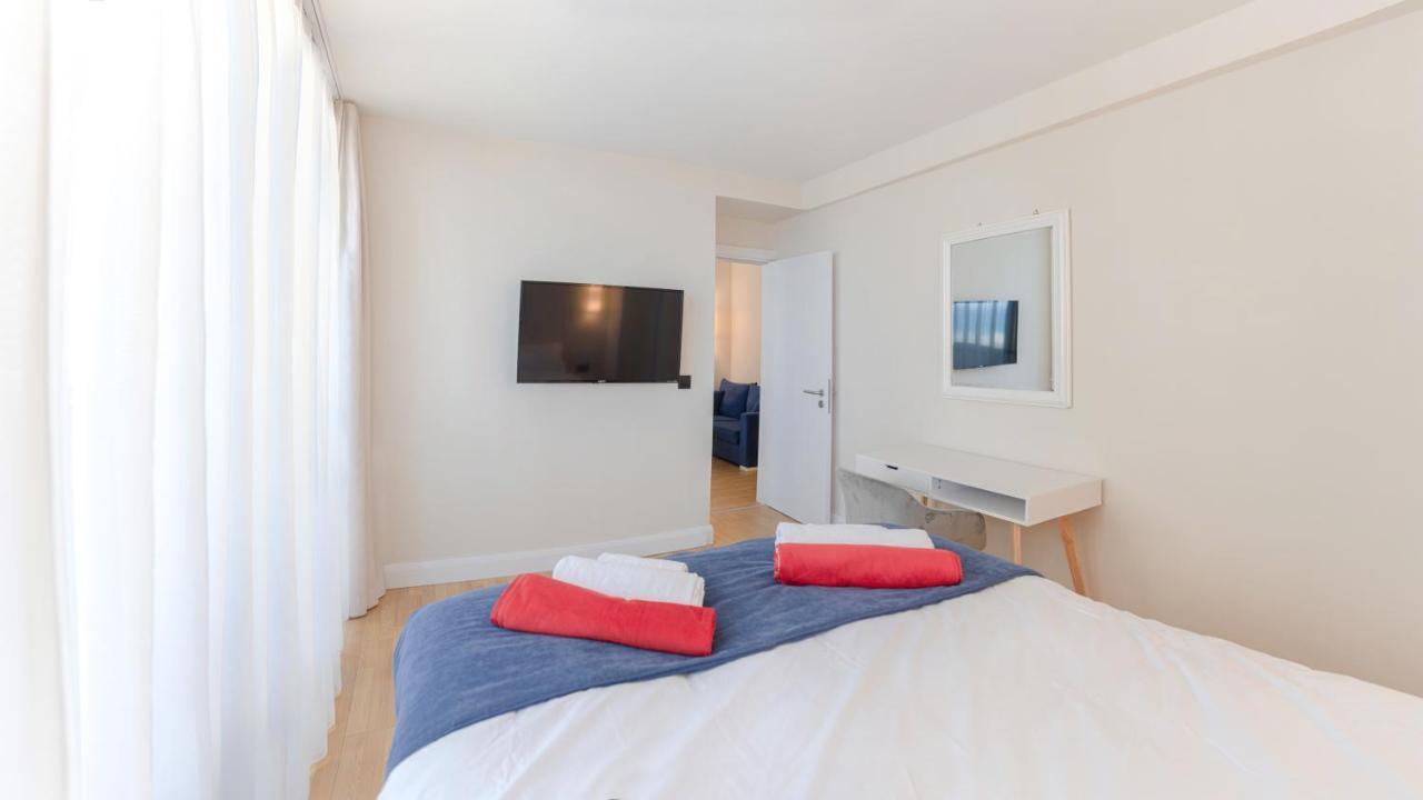 Orbi City Aparthotel Батуми Екстериор снимка
