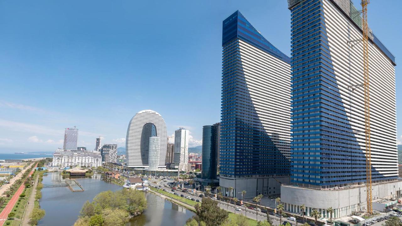 Orbi City Aparthotel Батуми Екстериор снимка