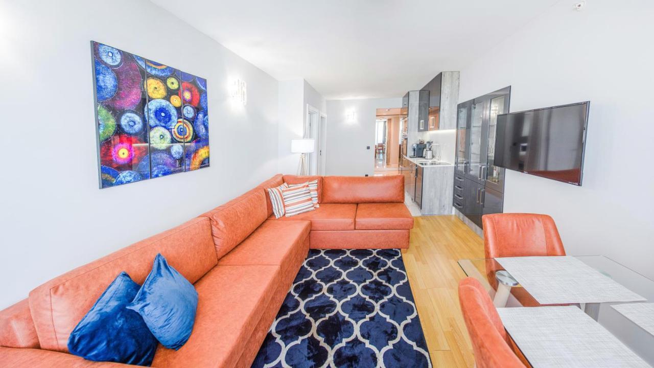 Orbi City Aparthotel Батуми Екстериор снимка