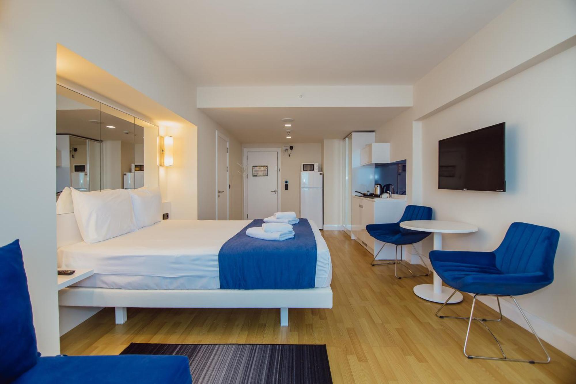 Orbi City Aparthotel Батуми Екстериор снимка
